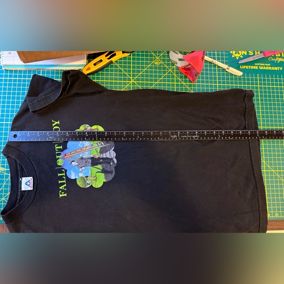 Fall Out Boy 2006 black Clouds t shirt M - Picture 8 of 9